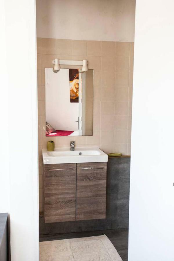 Le Piano Par Dodo-A-Cassis Apartman Kültér fotó