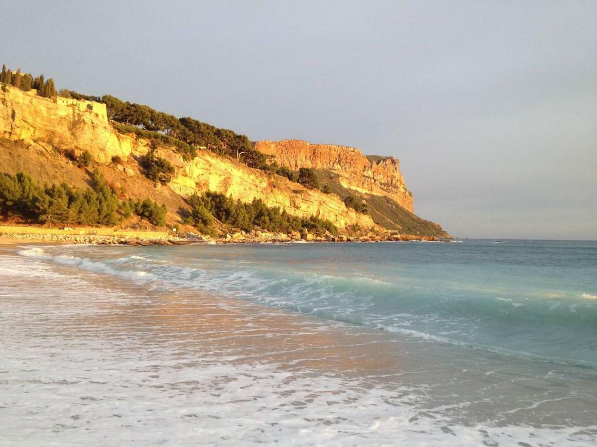 Le Piano Par Dodo-A-Cassis Apartman Kültér fotó
